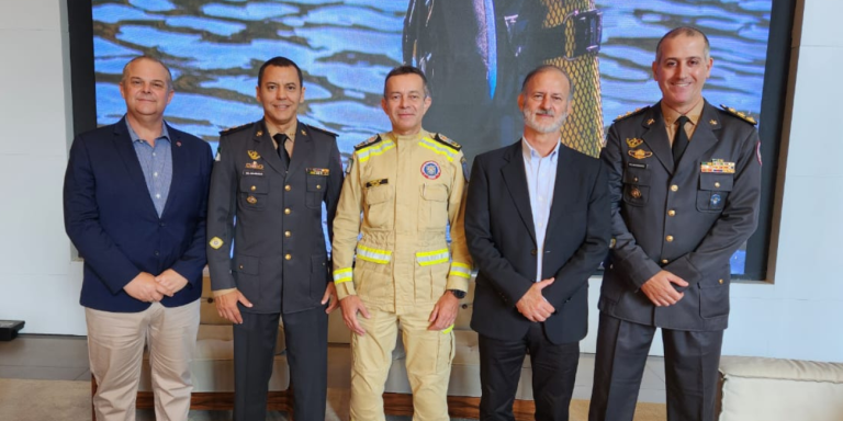 AMAI presente em solenidade do Corpo de Bombeiros Militar do Paraná